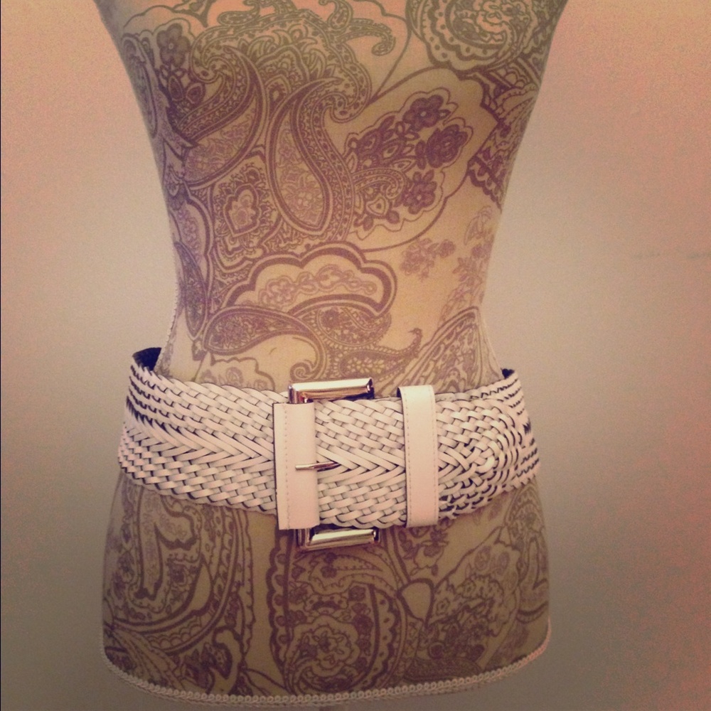 COPY - White leather belt